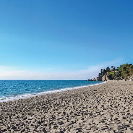 Beautiful In With House Sea View